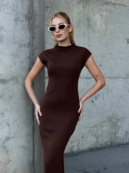 Kadın Yarım Balıkçı Yaka Kısa Kol Midi Elbise Vücudu Saran Fit Basic Elbise - Resim 6