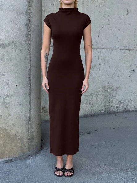 Kadın Yarım Balıkçı Yaka Kısa Kol Midi Elbise Vücudu Saran Fit Basic Elbise - Resim 4