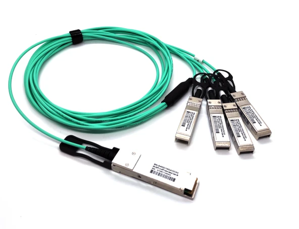 Beek 40G QSFP+  <-> 4x10G SFP+, Aktif Fiber Optik Kablo (AOC), 3 metre<br>Beek 40G QSFP+  to 4x10G SFP+, AOC Cable, 3 me ürün görseli