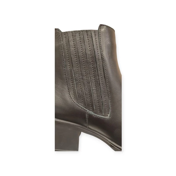 VENÜS 25021503K TOPUKLU KLASİK DERİ KADIN BOT - Resim 7