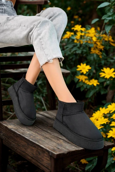 Emax Süet Içi Kürklü Kalın Taban Bilekte Kadın Bot & Bootie ürün görseli