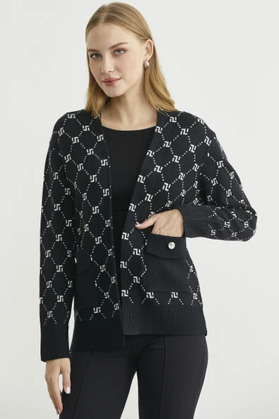 Logolu Cep Detaylı Oversize Triko Hırka - Siyah - Resim 3