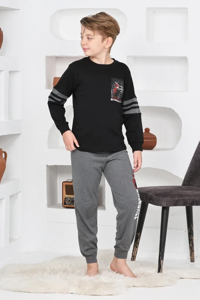 Erkek Çocuk Arkası Baskılı %100 Pamuk İnterlok Kumaş Pijama Takımı 12348 ürün görseli