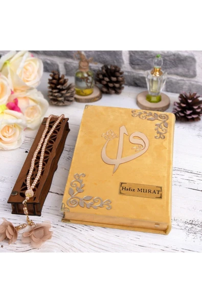 Hediyelik Kur'an-ı Kerim Kadife Gold Tespihli Ah.kutu Orta B. ürün görseli