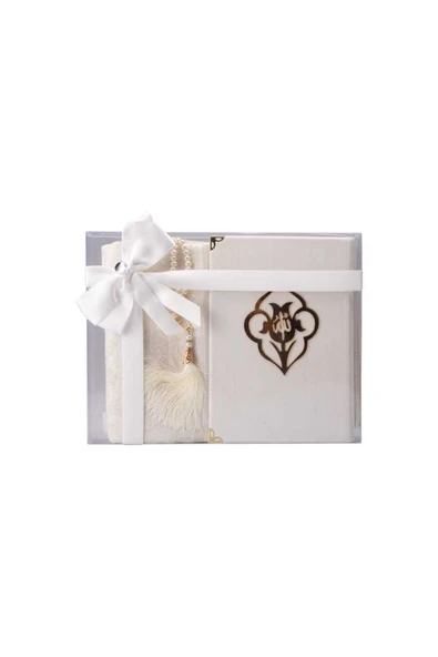 Kadife Güllü Hafız Boy Kuran-ı Kerim Tesbih Seccade Beyaz Set ürün görseli