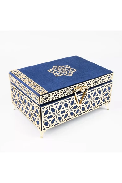 Desenli Kutu Çeyizlik, Seccade + Tesbih + Kuran Hediye Seti (Hafız Boy, Kadife, Lacivert, Elif-Vav) - Resim 2