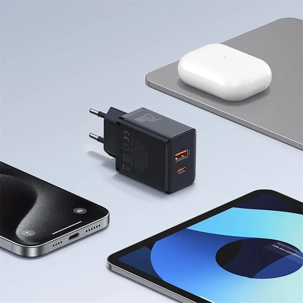 Baseus Cube Type-C + USB Girişli U+C 20W Hızlı Şarj Cihazı iPhone 15 14 13 12 11 Uyumlu Samsung ve Android Uyumlu Beyaz - Resim 2