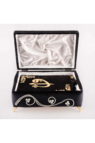 Desenli Kutu Çeyizlik, Seccade + Tesbih + Kuran Hediye Seti (Orta Boy, Kadife, Siyah, Elif-Vav) - Resim 3