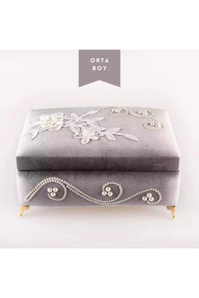 Desenli Kutu Çeyizlik, Seccade + Tesbih + Kuran Hediye Seti (Orta Boy, Kadife, Gri, Elif-Vav) ürün görseli