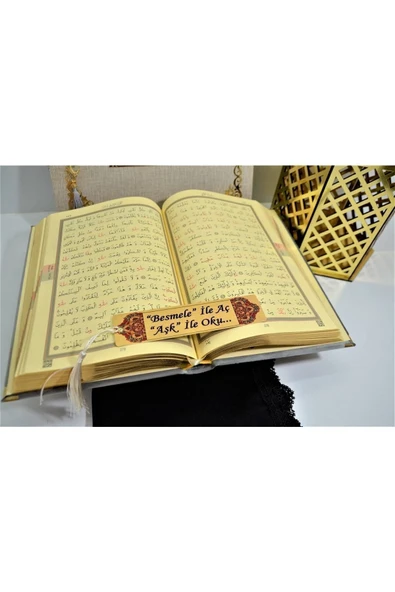 İsimli Kadife Kuranı Kerim Özel Ahşap Kutulu Ortaboy (16X24)(GRİ) Örtü,tesbih, Ayraçseti - Resim 3