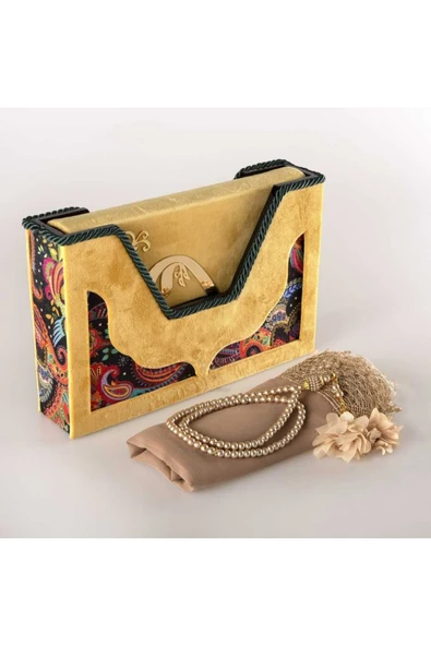 Şal Tesbih Kuran Hediye Seti (ORTA BOY, KADİFE V KUTULU, GOLD) ürün görseli