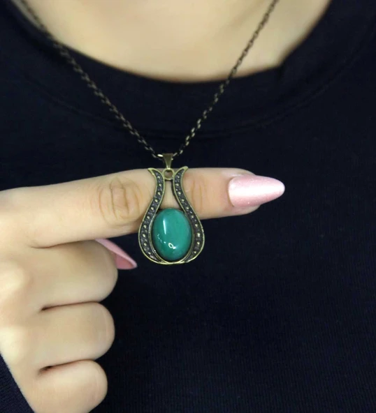 Doğal Taş Yeşil Akik Doğal Taşlı Lale Modelli Antik Kadın Kolye euk44ya ürün görseli