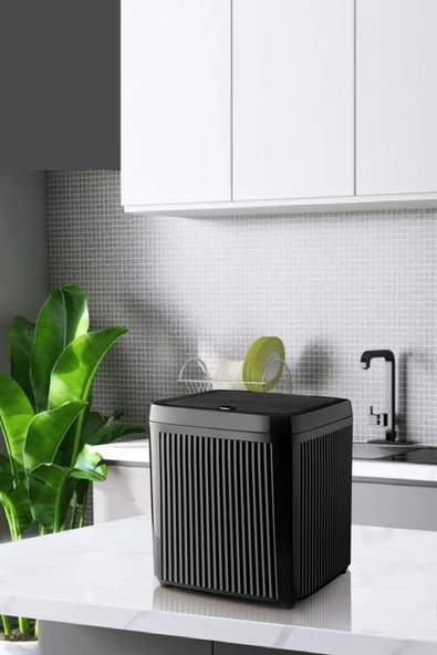 Decorev 5 Litre Click Kapaklı Modern Çizgili Çöp Kovası – Siyah DC-6799 ürün görseli