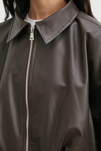 Yakalı Kemer Detaylı Deri Ceket Kahve - Resim 5