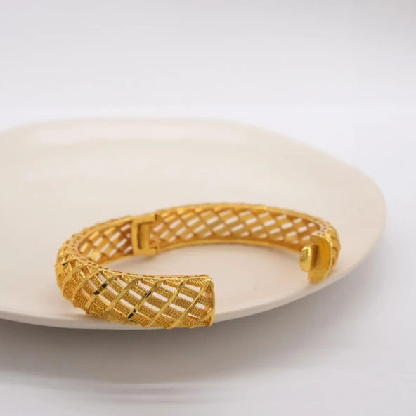 Çelik Kelepçe Bileklik Altın Kaplama Kadın Hint Model BLZ-616 - Resim 2