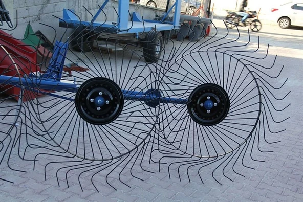 Tarım Garaj Flanşlı Ot Toplama 4'lü Tırmık - Resim 7