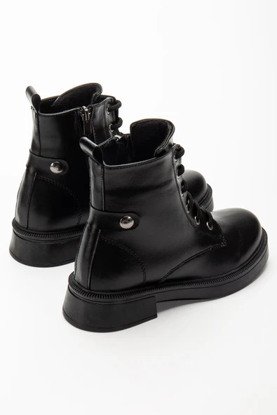 02-2003 Siyah Kırışık Rugan Bağcıklı Fermuarlı Günlük Kadın Bot - 4