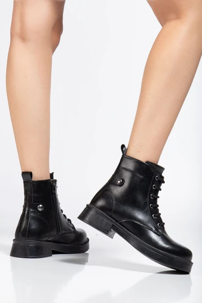 02-2003 Siyah Kırışık Rugan Bağcıklı Fermuarlı Günlük Kadın Bot - 3