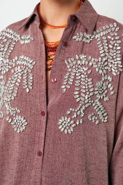 Kadın Robası Taş İşlemeli Bordo Renk Oversize Kesim Gömlek - 2