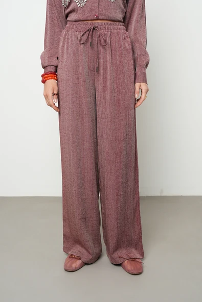Kadın Bordo Renk Kırçıllı Bol Paça Rahat Kalıp Pantolon