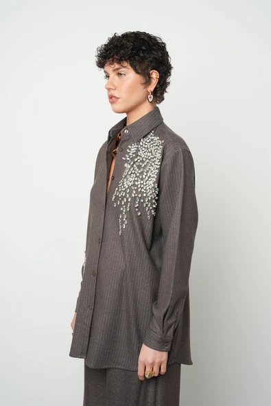 Kadın Taş İşlemeli Çizgili Kahve Oversize Gömlek - 2