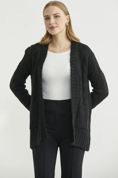 Saç Örgü Motifli Cepli Triko Hırka - Siyah - Resim 2