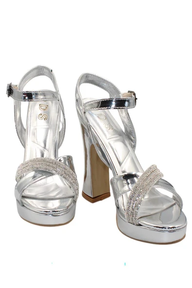 Celira Gümüş Kadıın Rugan Platform Topuklu Ayakkabı - Resim 3