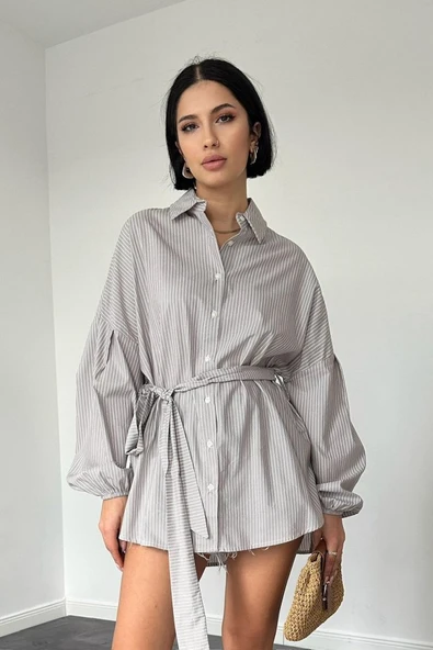 Kahverengi Çizgili Poplin Kuşaklı Gömlek ürün görseli 1