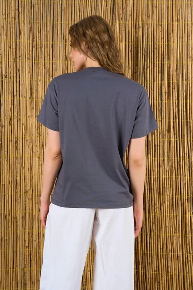 Yakası Taşlı Tshirt - Füme - Resim 5