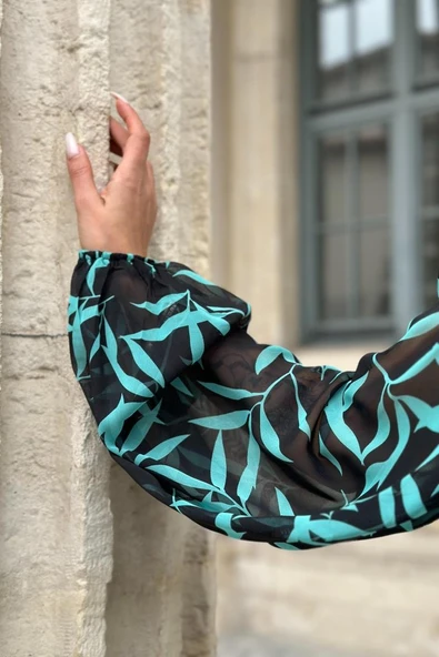 Desenli Desenli Fırfırlı Elbise - Resim 4