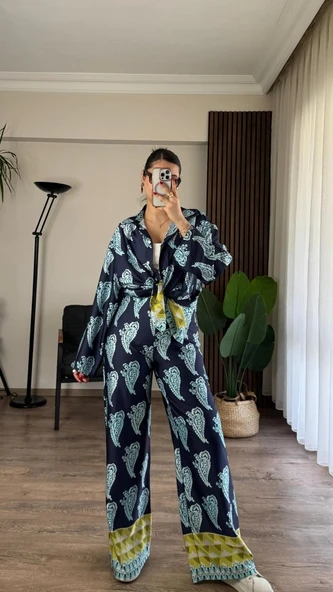 Desenli Saten Bol Takım - İndigo - Resim 4