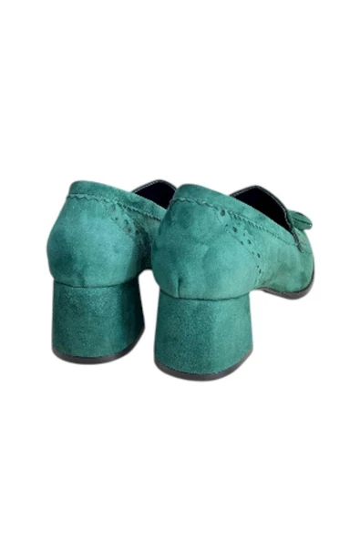 Yeşil Hakiki Deri Süet Püskül Detay Topuklu Ayakkabı - Resim 3