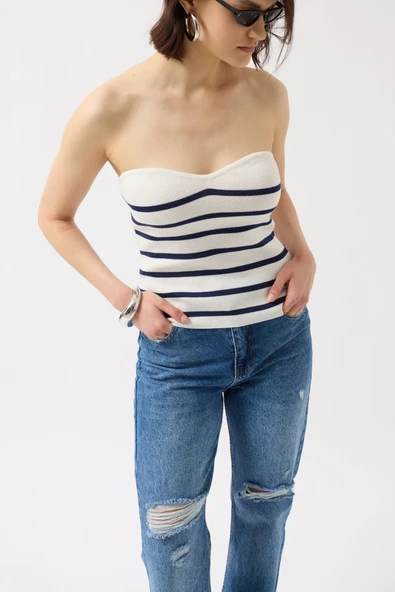 Çizgili Straplez Dokulu Bluz ürün görseli 1