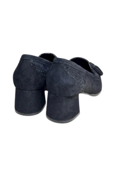 Siyah Hakiki Deri Süet Püskül Detay Topuklu Ayakkabı - Resim 3