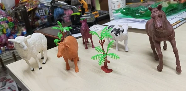 Plastik Çiftlik Hayvanları Oyuncak At Koyun İnek Tay 7 Parça ürün görseli