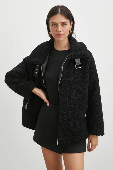Yaka Detaylı Peluş Mont Siyah ürün görseli 1