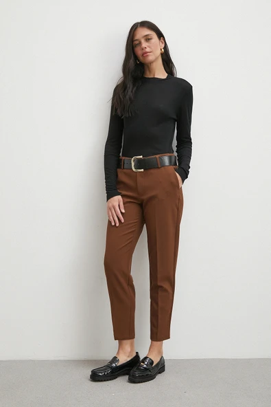 Kemerli Havuç Paça Pantolon Kahve - Resim 3