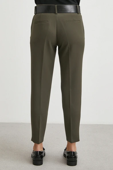 Kemerli Havuç Paça Pantolon Haki - Resim 6