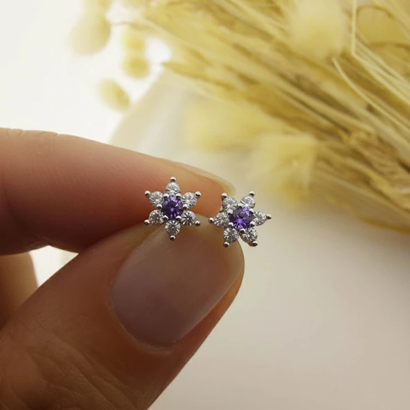925 Ayar Gümüş Mor Taşlı Minimal Lotus Küpe - Resim 2