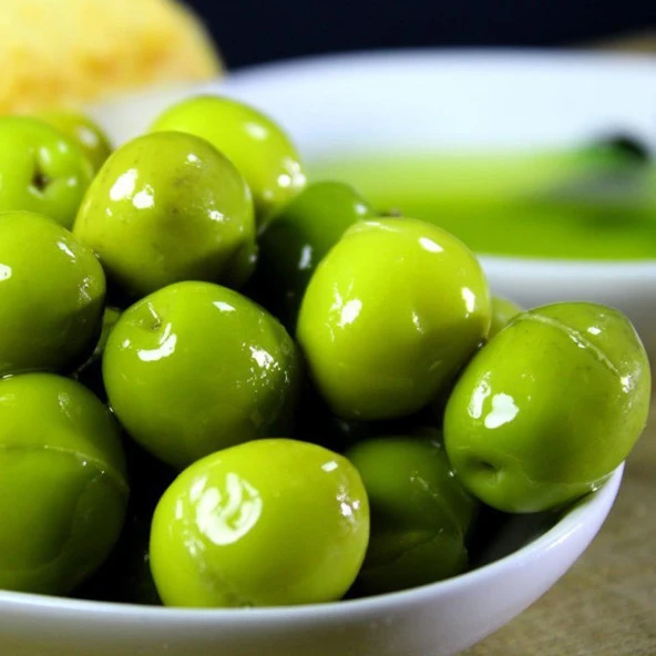 İzorya Küçük Çekirdekli Taze Acı Kırma Zeytin 2kg (Meraklısına Özel)