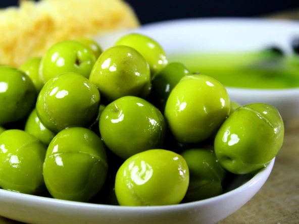 İzorya Küçük Çekirdekli Taze Acı Kırma Zeytin 2kg (Meraklısına Özel) - 4