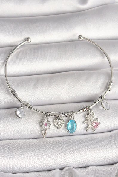 HEYF Pirinç Gümüş Renk Sallantı Zirkon Taşlı Ayıcık Figür Çiçek Detay Charm Kadın Bileklik ürün görseli 1