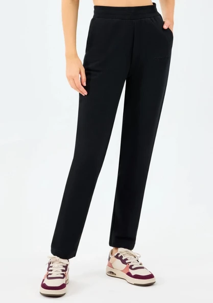 Skechers W Essential Slim Sweatpant S2520289 Kadın Eşofman Altı ürün görseli 1