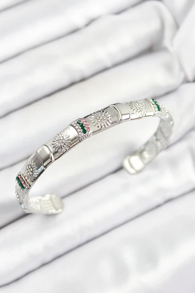 HEYF Pirinç Karışık Zirkon Taşlı Çiçek Model Gümüş Renk Altı Açık Kadın Bileklik ürün görseli 1