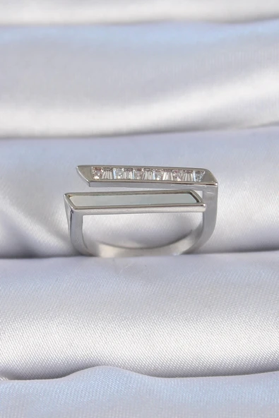 HEYF Pirinç Gümüş Renk Zirkon Taşlı Beyaz Sedef Detay Kadın Yüzük ürün görseli 1