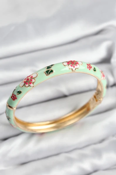 HEYF Mineli Pirinç Su Yeşili Çiçek Motifli Gold Kadın Kelepçe ürün görseli 1