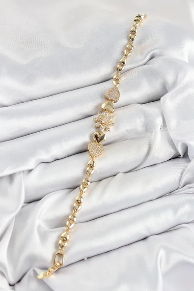 HEYF Pirinç Zirkon Taşlı Kalp Detaylı Çiçek Model Gold Renk Kadın Bileklik - Resim 2