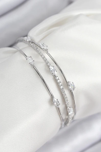 HEYF Pirinç Zirkon Taşlı Su Yolu Model Gümüş Renk Kadın Bileklik ürün görseli 1