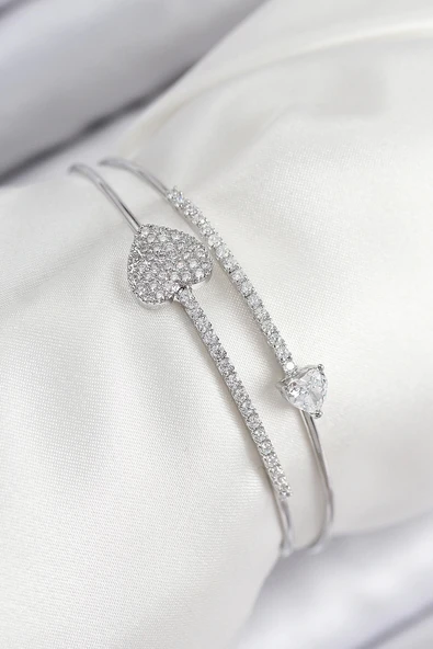 HEYF Pirinç Zirkon Taşlı Kalp Model Gümüş Renk Kadın Bileklik ürün görseli 1