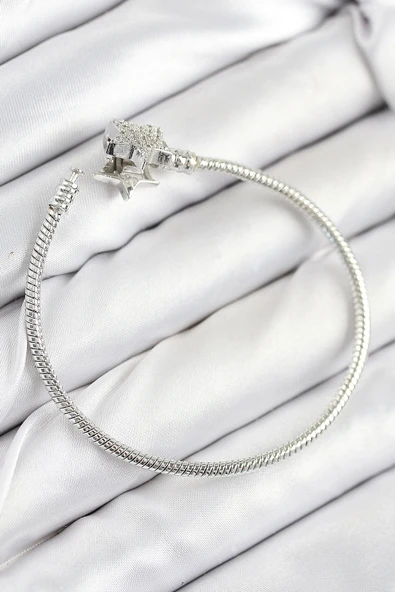 HEYF Pirinç Charm Zirkon Taşlı Yıldız Model Gümüş Renk Kadın Bileklik - Resim 2